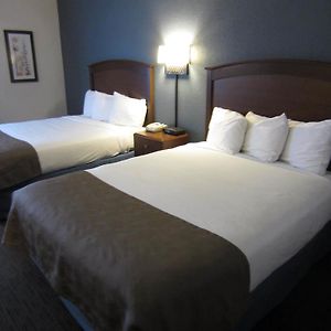 Queen Room Two Queen Beds Non-Smoking